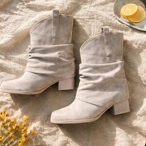 Elegant Cream Suede Heeled Boots
